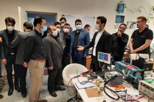 بازدید نماینده محترم شهر کرج در مجلس شورای اسلامی و ریاست محترم سازمان صنعت و معدن از شرکت داش بنیان اکسون 